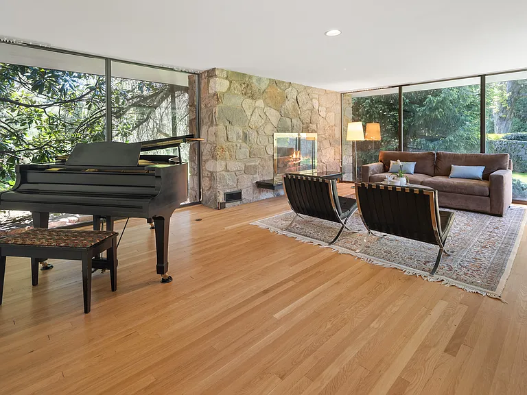55 Talmadge Hill Rd — Photo 5