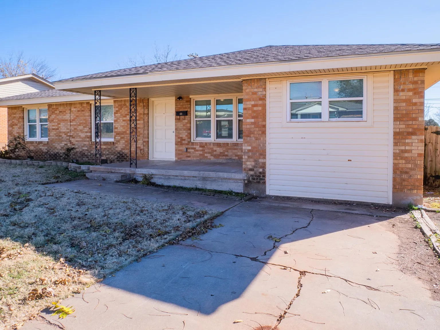 3820 NW Lake Ave — Photo 3