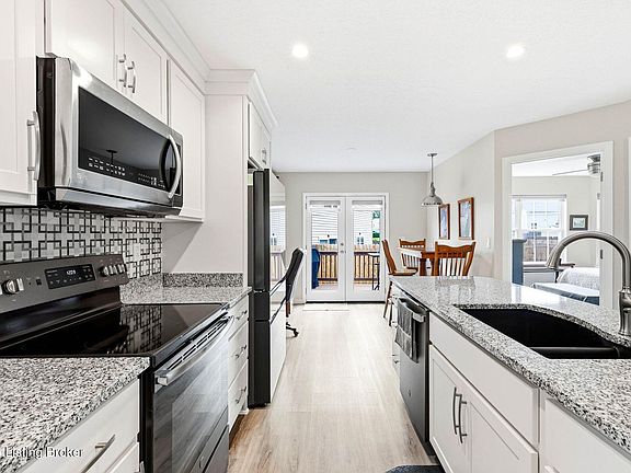 2nd image of 4109 Pacelli Pl