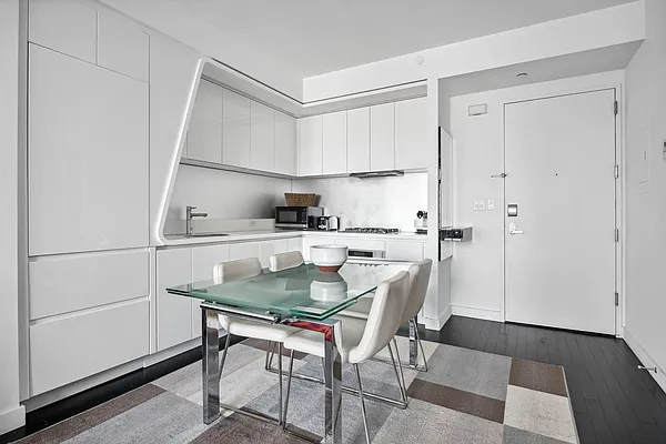 Rented by Douglas Elliman | media 13