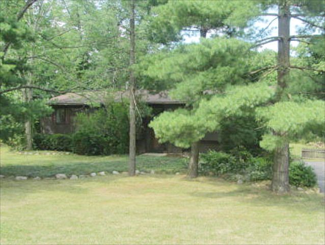 1st image of 3409 Shad Dr E