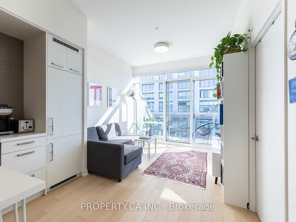 1st image of 455 Front St E Unit Penthouse S804