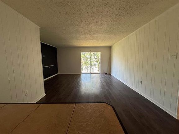 3rd image of 812 Martin Behrman Ave APT P