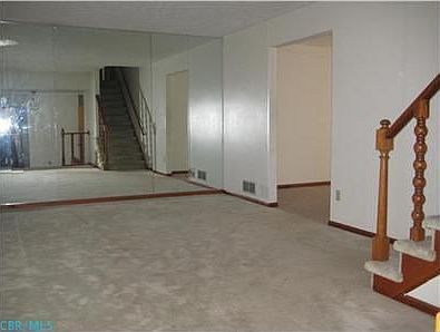 2nd image of 1010 Conestoga Dr