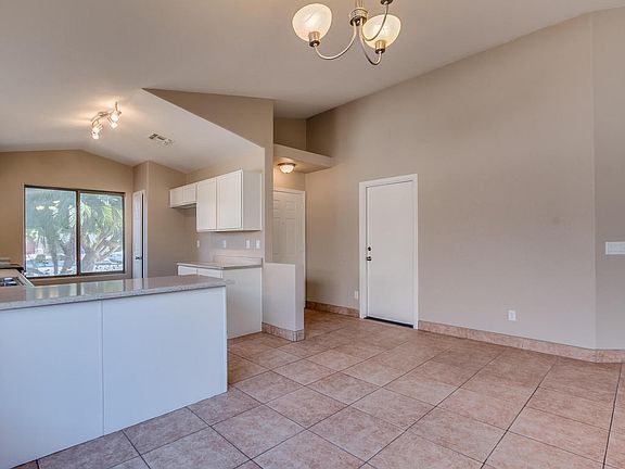 4th image of 10221 E Calypso Ave