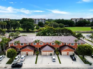1206 NW 100th Ave, Pembroke Pines, FL 33024