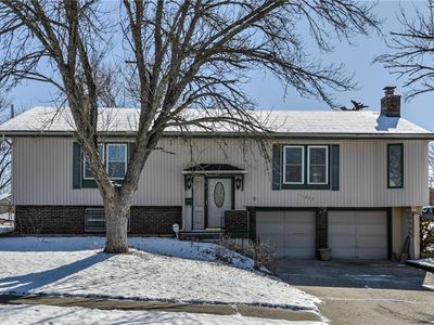 11233 Walrond Ave, Kansas City, MO, 64137