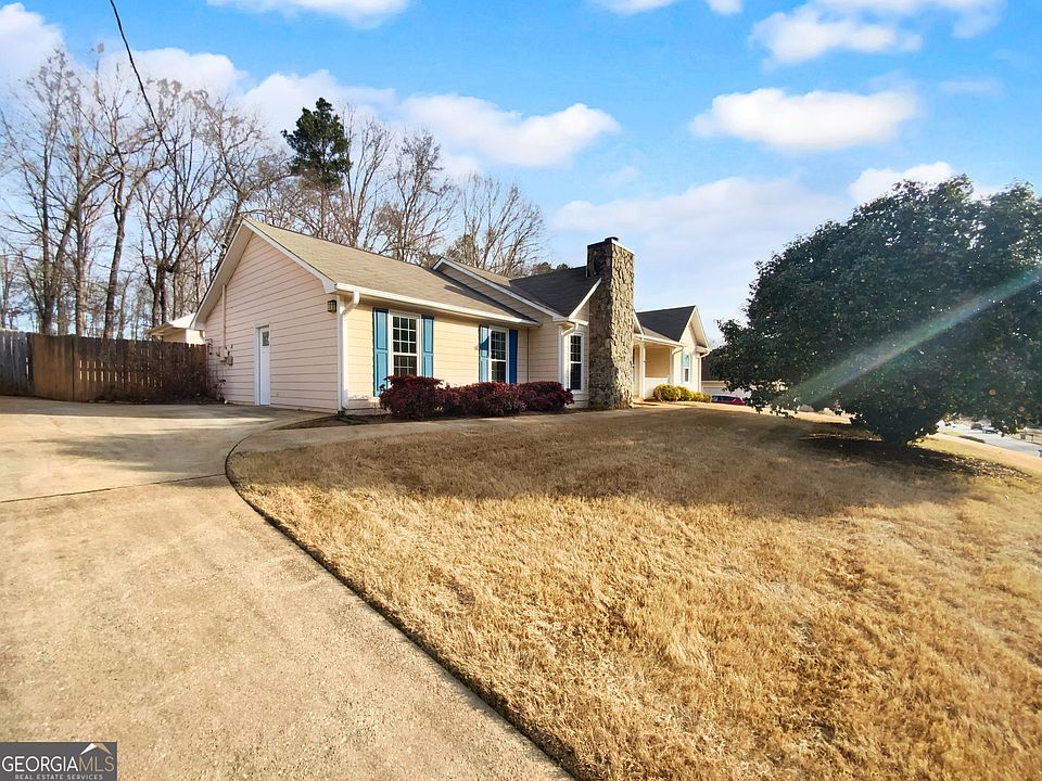 1st image of 406 Winterwood Dr