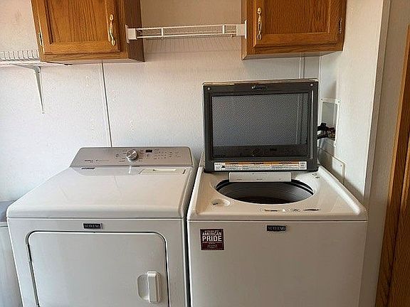 5th image of 587 Twin Lakes Dr