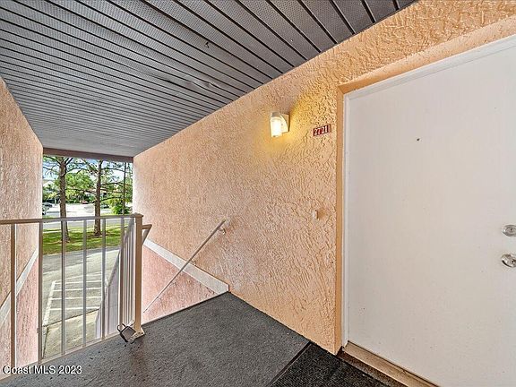 5th image of 2721 Pinewood Dr NE #4