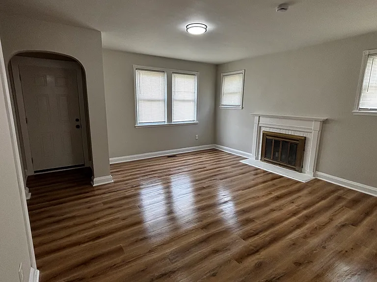 1555 Northwick Rd #1 — Photo 9