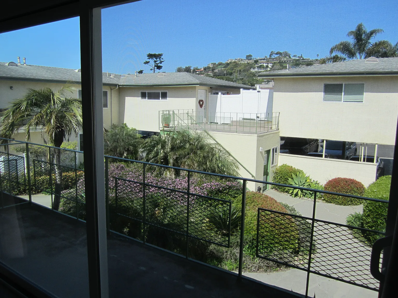 1 bed, $2,995 — Photo 3