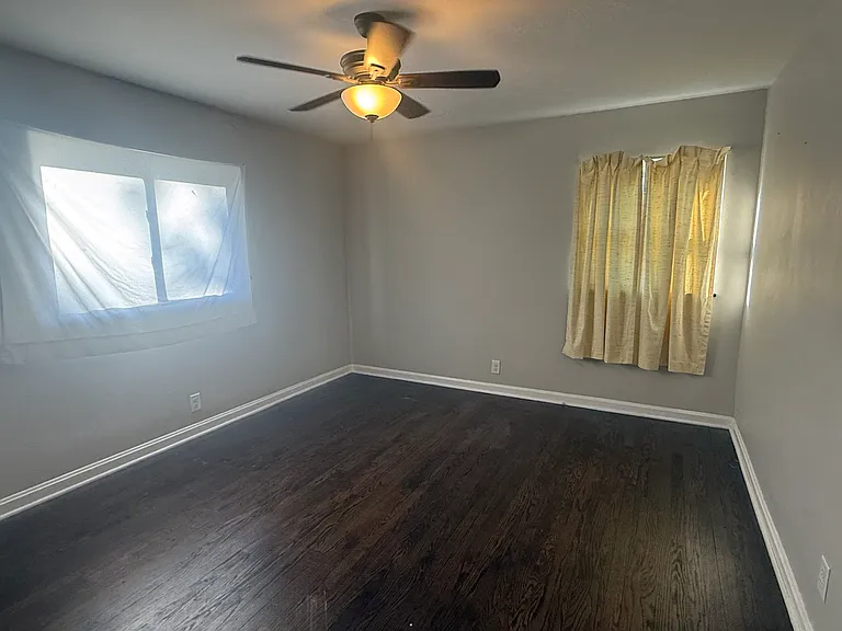 35 Parker Rd — Photo 11
