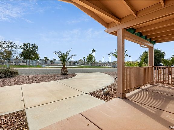 3rd image of 2609 E Jared Drive