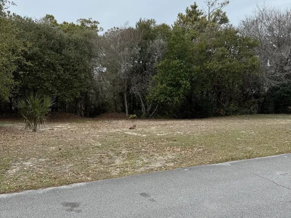 9714 Spinnaker Place, Emerald Isle, NC 28594