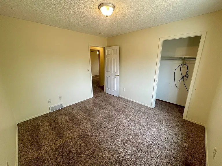 1907 Buena Vista Pl — Photo 18