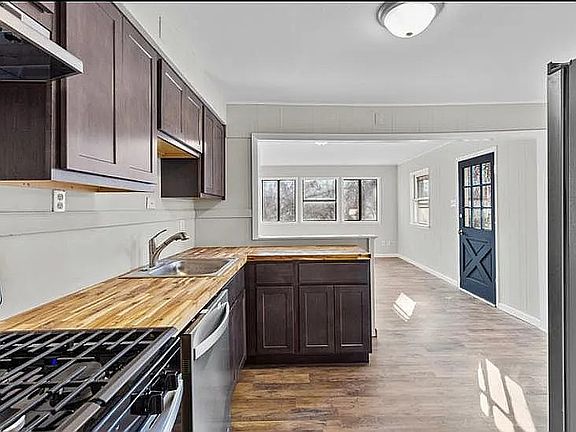 Butcher Block Countertops and Gas Stove