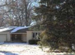 5720 Russell St, Mission, KS 66202