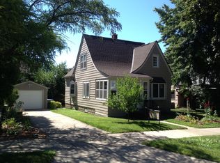 1729 E Iron St, Milwaukee, WI 53207