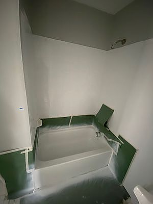 4th image of 322 E 126th St APT 19