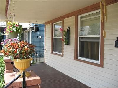 3rd image of 3814 Henritze Ave