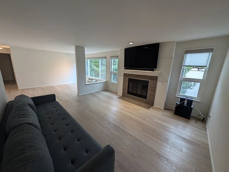 1800 Boylston Ave #304 — Photo 10