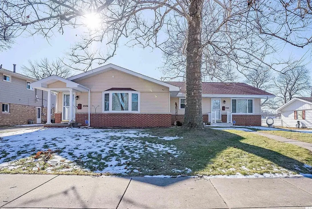 2506 W Newman Pkwy — Photo 1