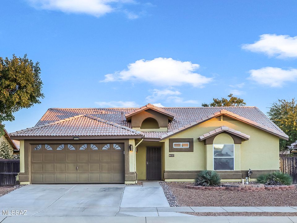 1st image of 8035 S Queen Creek Dr