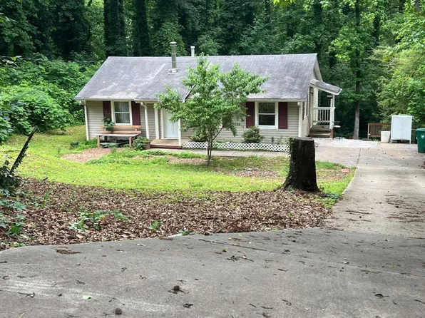 2708 Beacon Dr, Doraville, GA 30360