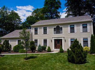 6015 Spring Pond Rd, Fort Wayne, IN 46845