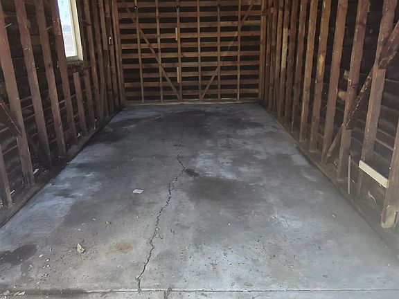 5th image of 4649 Altadena Ave