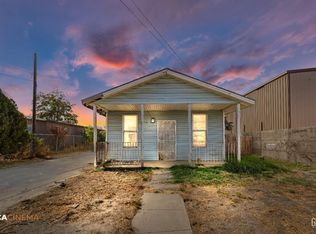 1913 S M St, Bakersfield, CA 93304