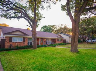 1903 Signet Dr, Euless, TX 76040