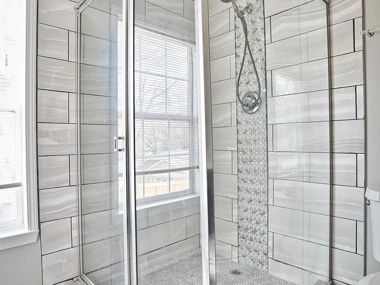1550 Olympian Cir SW #3 — Photo 8