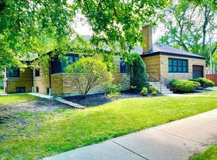 2955 W Catalpa Ave, Chicago, IL 60625
