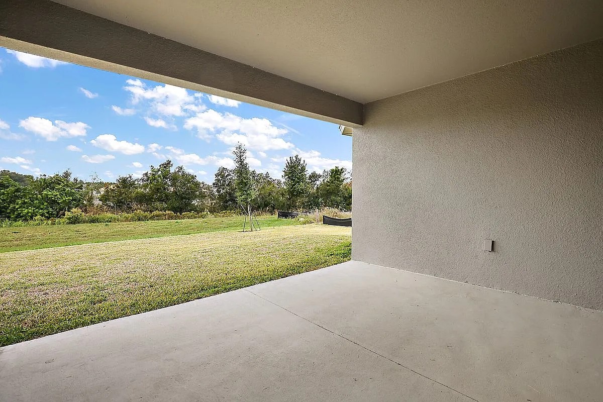 Building Photo - 615 Avila Pl