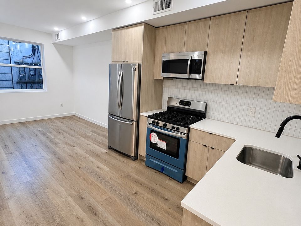 1st image of 1806 I St NE #B2