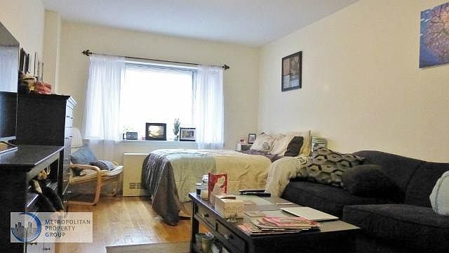 1st image of 210 E 29th St APT 3C