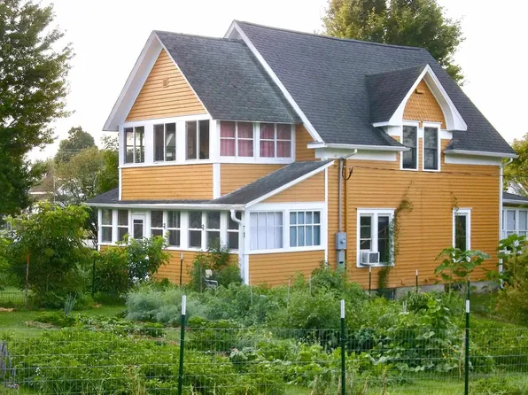 310 East Harrison Street, Viola, WI 54664