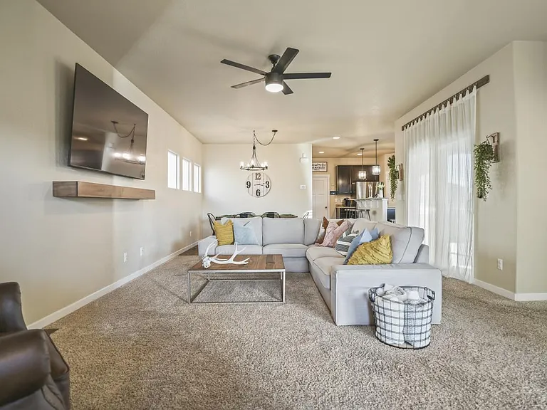7685 Camille Ct — Photo 7