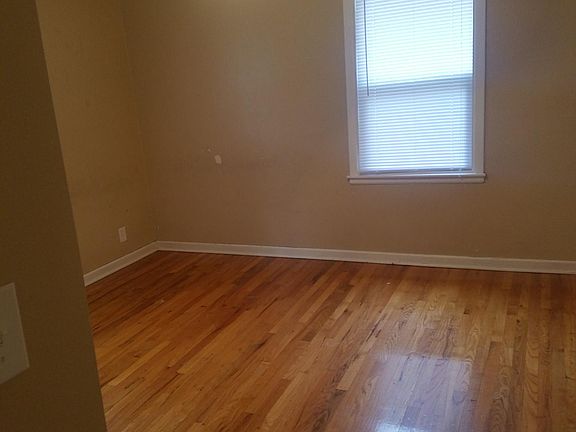5th image of 2510 S 34th St