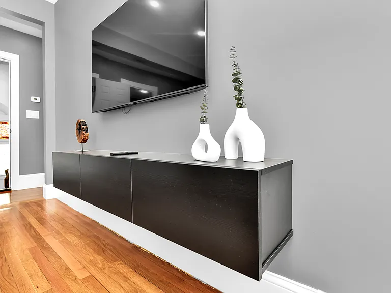 10 Pierce Ave #2 — Photo 35