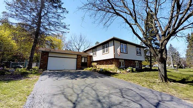 456 Gerry St photo 1