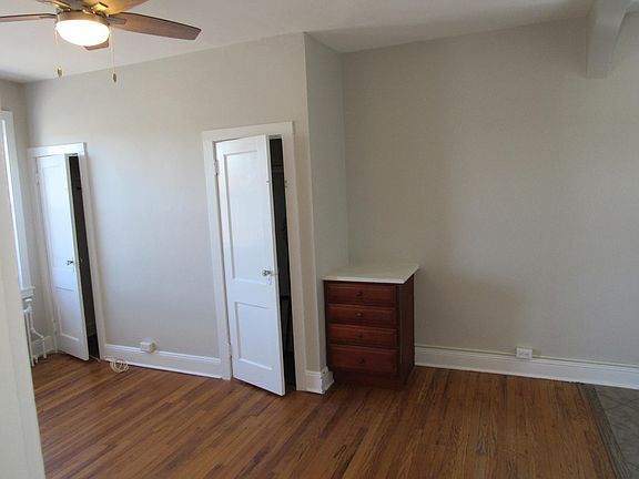 CLOSETS