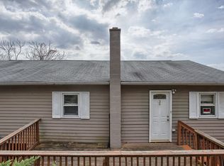 36 Creekside Dr, Enola, PA 17025