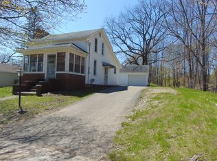 112 Torrey St, Manchester, MI 48158