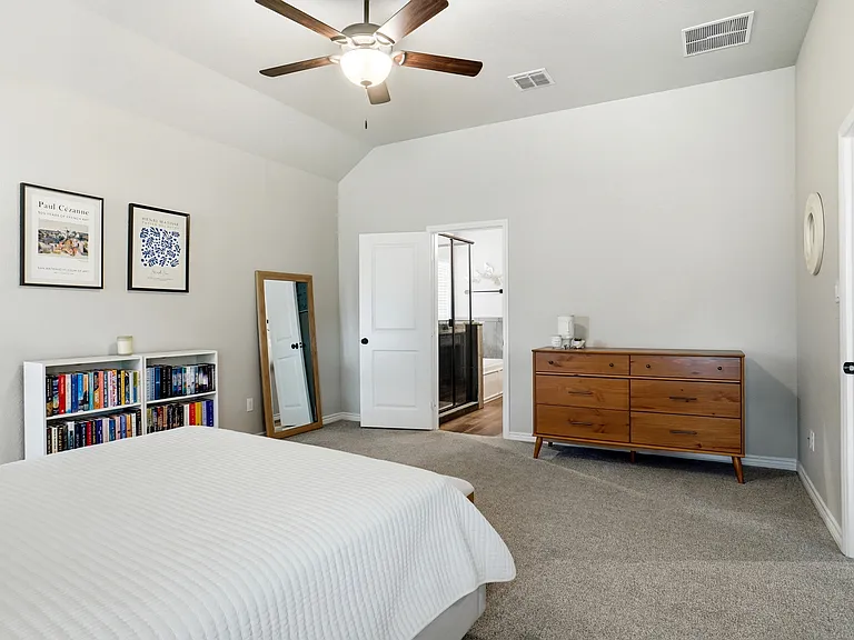 113 Wiley St — Photo 1