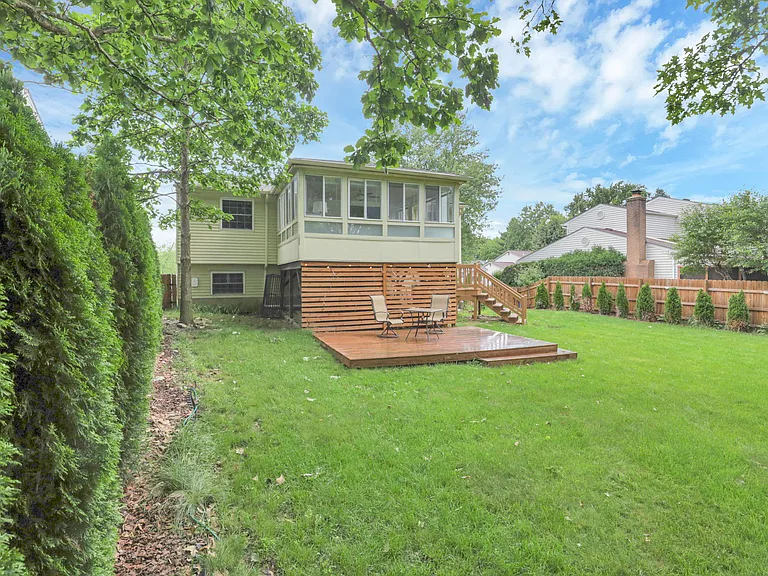 8752 Seabright Dr — Photo 36