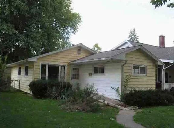 1607 N 8th St photo 1
