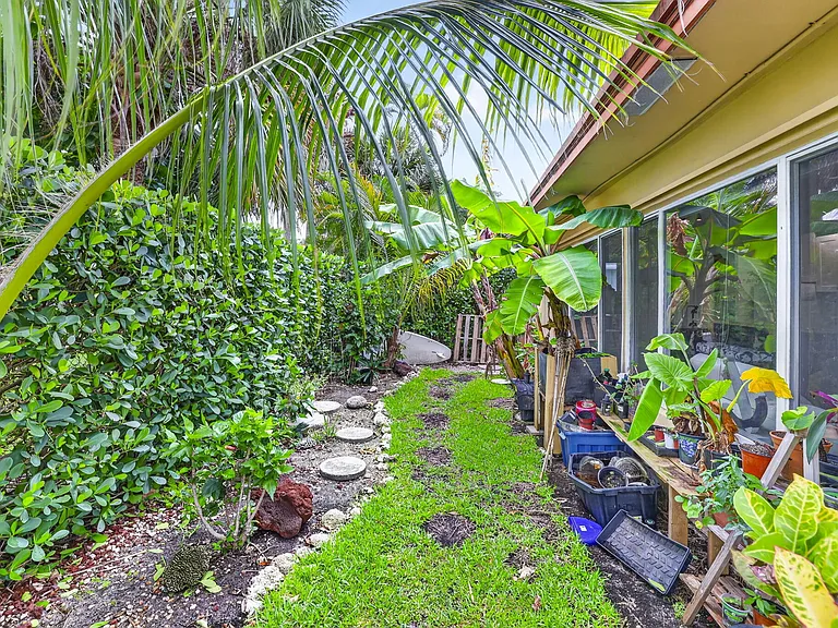 3207 Marine Dr #C — Photo 25